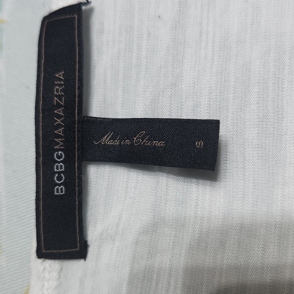 White BCBG Max Azria long sleeved hi-low top - small - Picture 5 of 5